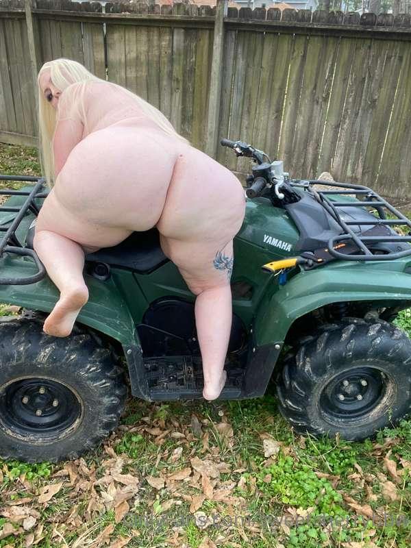 Could you pound this pussy from this angle? Tip if you could..