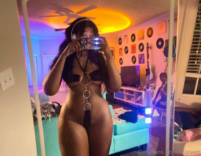 Hey guys! So if y’all haven’t noticed I’m experimenting w pr..