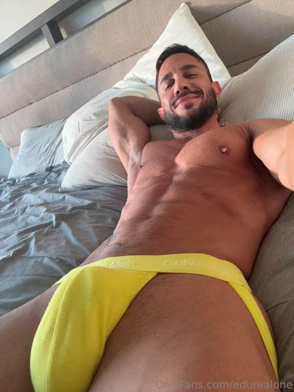 Happy Monday babies! Love y’all! 