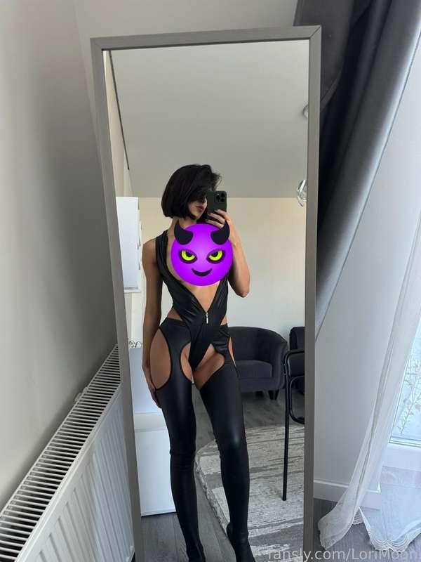 lorimoon image #0