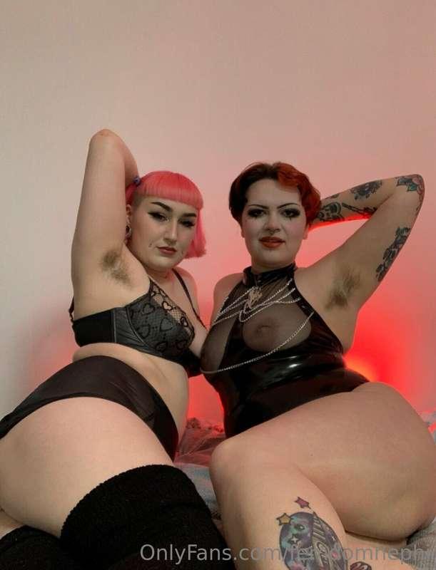 Sniff on these pits like your life depends on it !   @viiole..