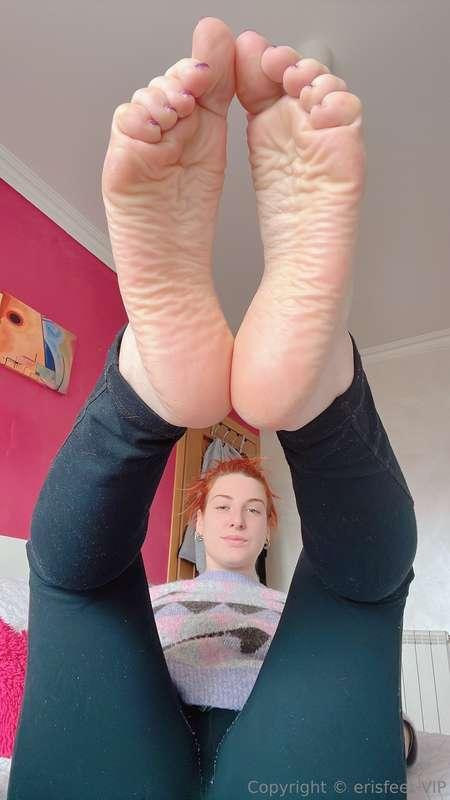 erisfeet_ image #1