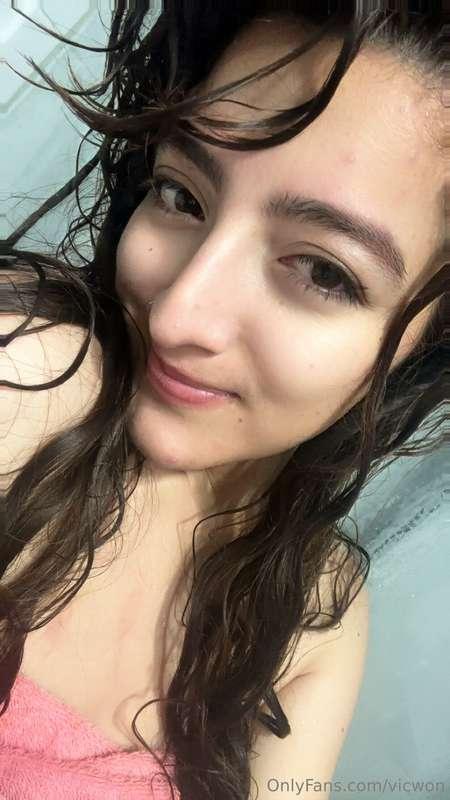 Nothing like a nice cold bath 😏 accompanied by my naughty an..