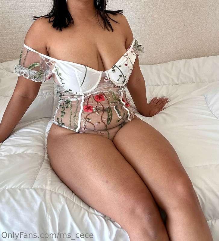 New outfit 🌹do you like it? 😘