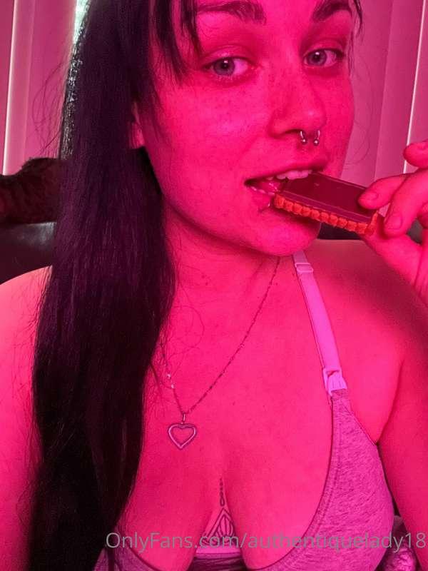 Bonne soirée 🍫 😘