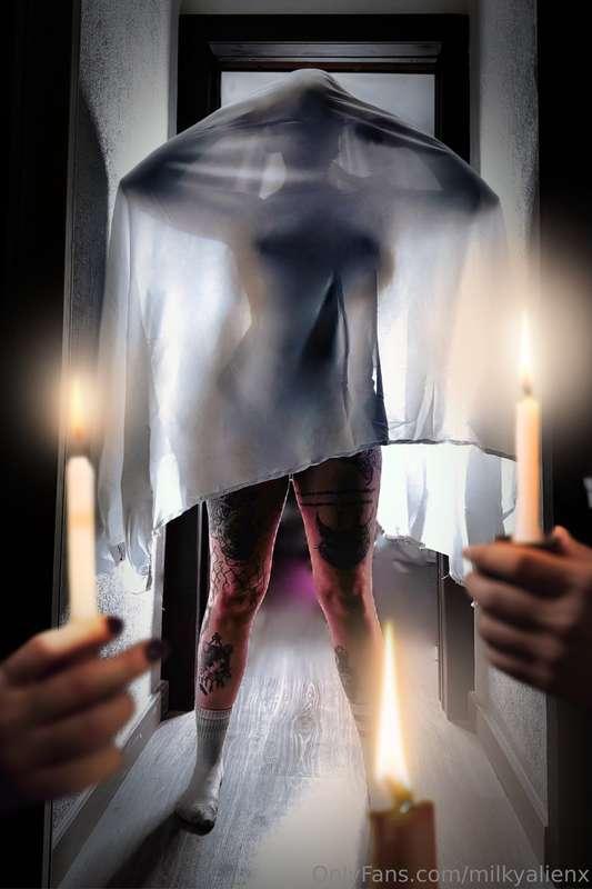 Do you believe in the paranormal? 👻If not... how do you expl..