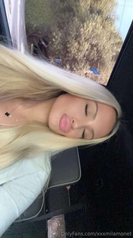 😘