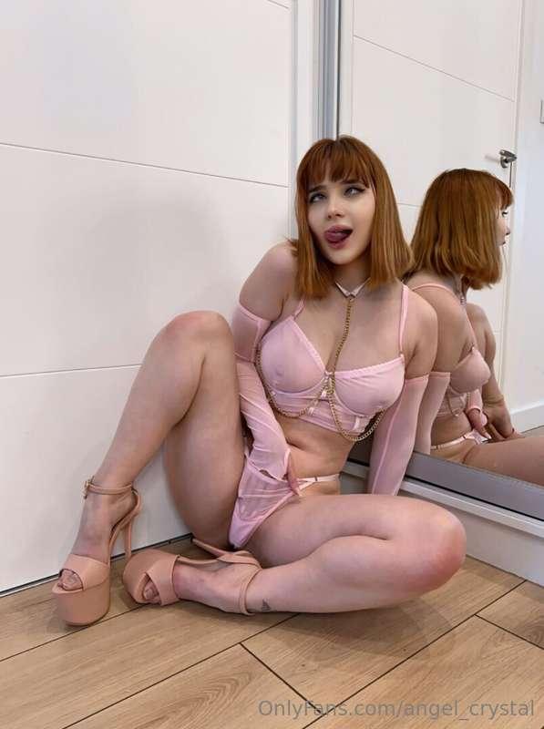 👧🫦A REDHEADED SLUT @yourginger_mia  WHO LOVES A DEEPTHROAT B..