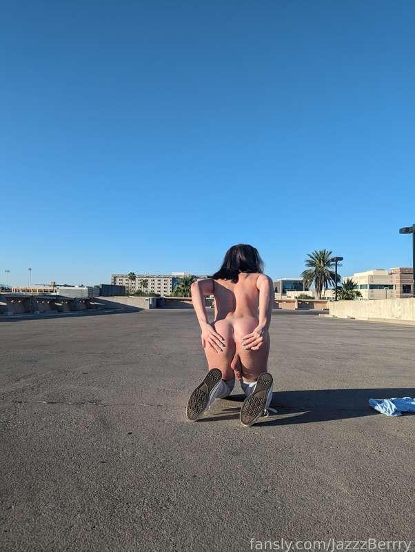 jazzzberrry image #1