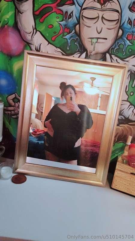 I intend on giving no fks today ...or wearing a bra. 😁😉