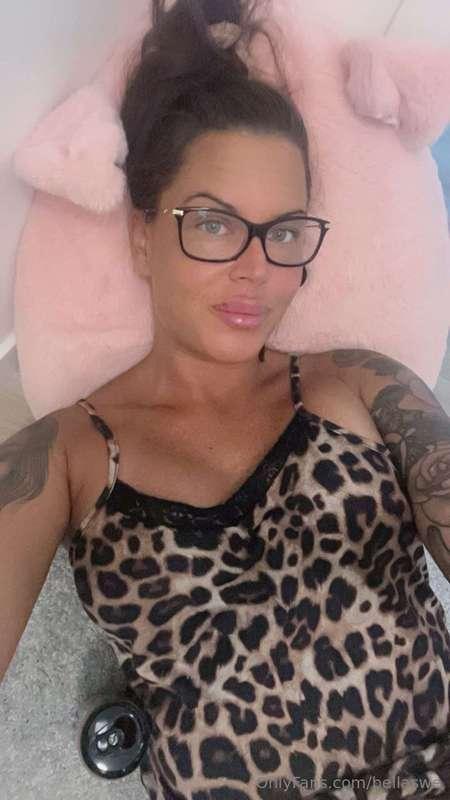 passar mami i leopard... eller ska den av helt? 😏