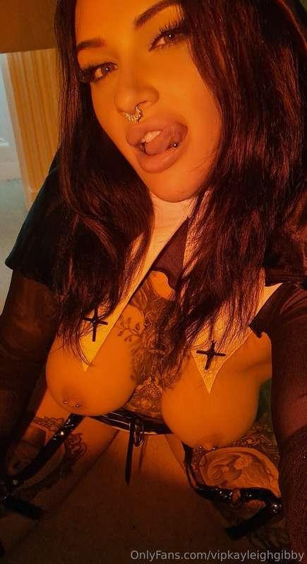 Id make a TERRIBLE nun 🤣🤣🤣
