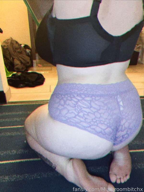mushroombitchx image #4