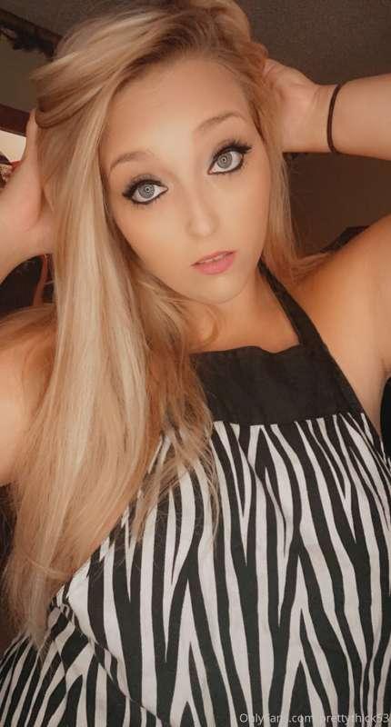 prettythick53 image #0