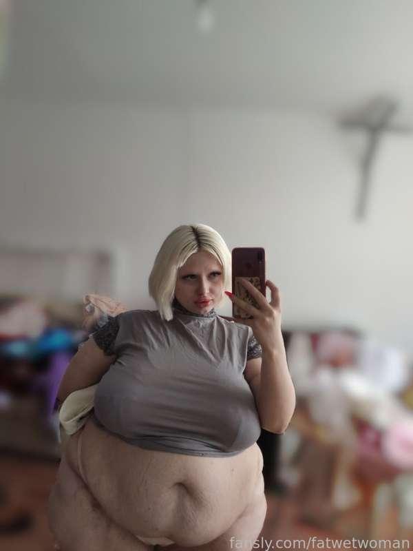 fatwetwoman image #1