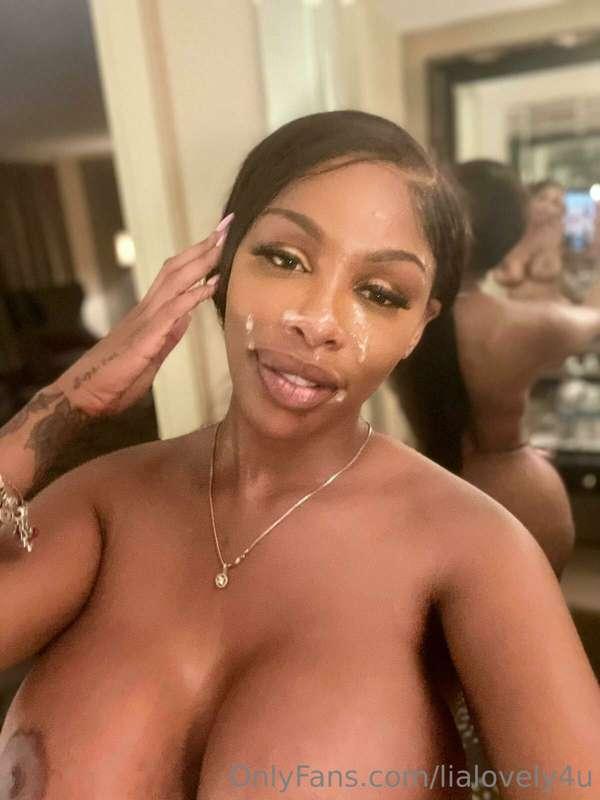 I've been such a cumsluttt whore 😈