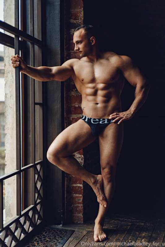 Hello guys !😎
Do you like the photos from the last photo ses..