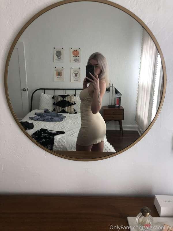 hey here’s my ass btw