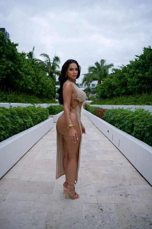 oops i did it again… caught your attention 😘