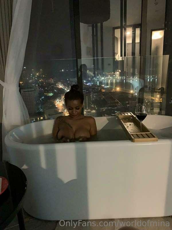 I love bubble bath 🚿