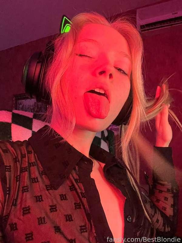 bestblondie image #1