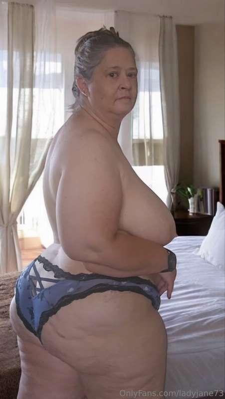 ladyjane73 image #2