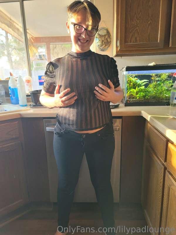 Enjoying some morning coffee in the kitchen before some erra..