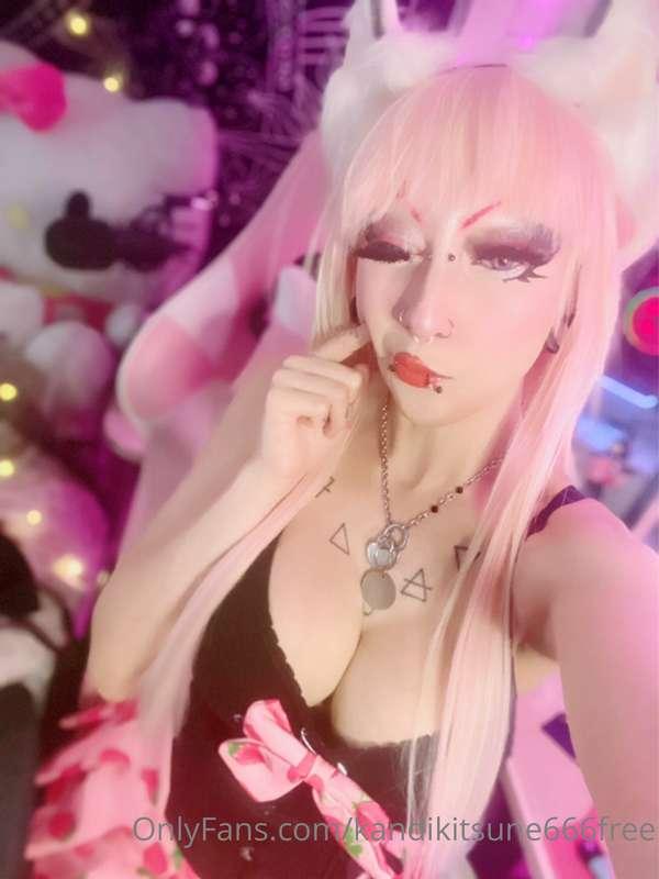 emofckdollfree image #0