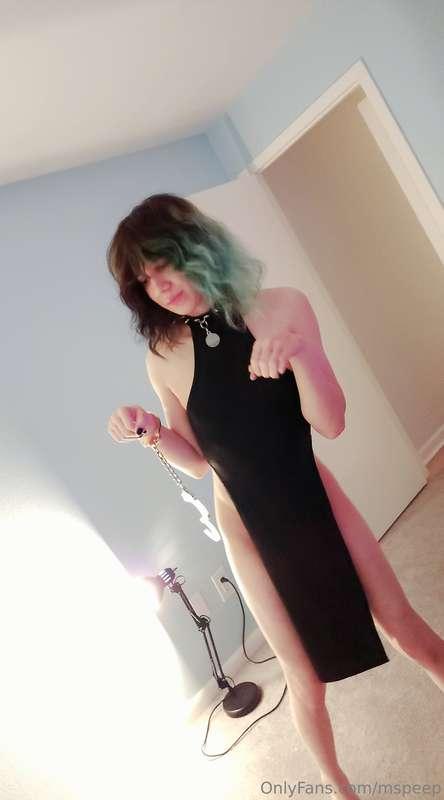 My face makes it obvious I feel so embarrassed wearing this ..