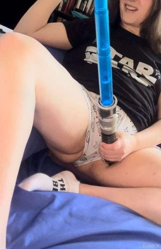 evie_x image #3