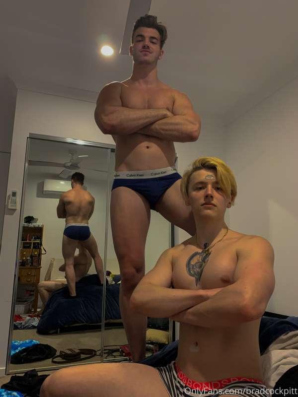 My best buddy @jaydenrembacher and I have hired an apartment..