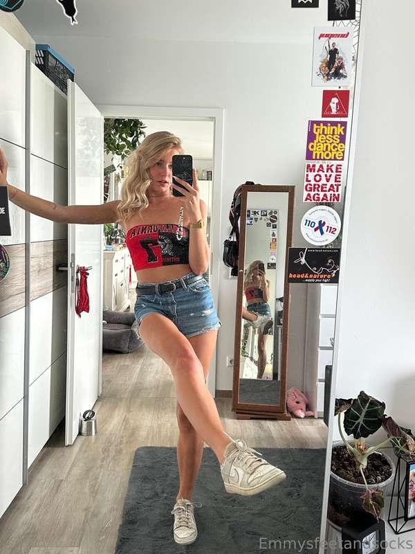 emmyfeetandsocks image #13