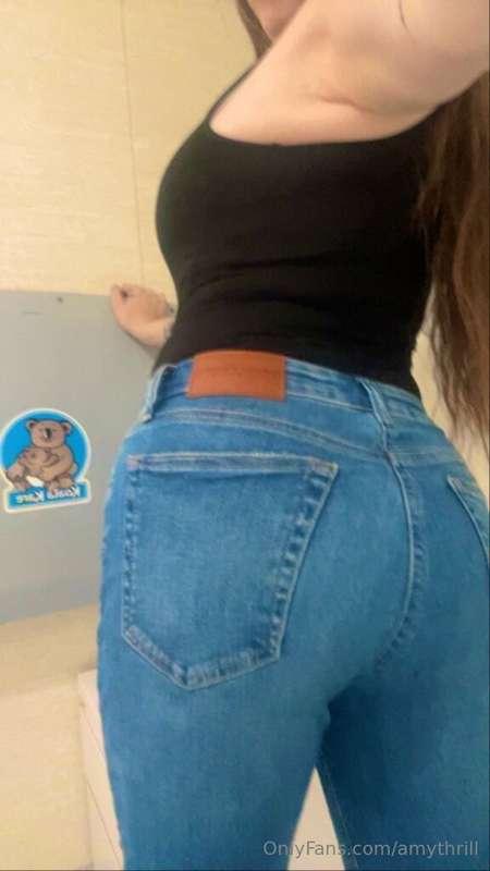 I’m a pollinator 🐝🦋💦