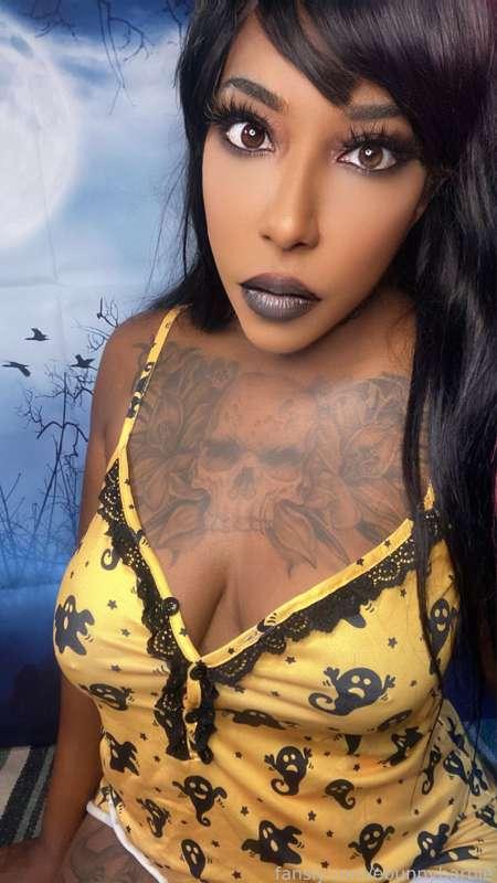 Horror movies and chill? Only if you promise to cream these
#fyp #halloween #slutty #boobs #goth #egirl #hentai #animegirl #gamergirl #tattoos
