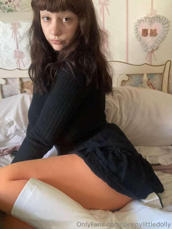 sleepylittledolly image #2