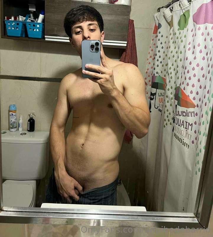 Do you want a good veiny cock?🔥 Here you have the channel of..