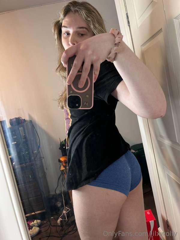 lilxwolfy image #0