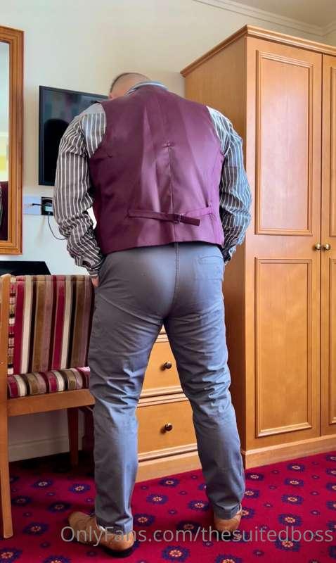 thesuitedboss image #7