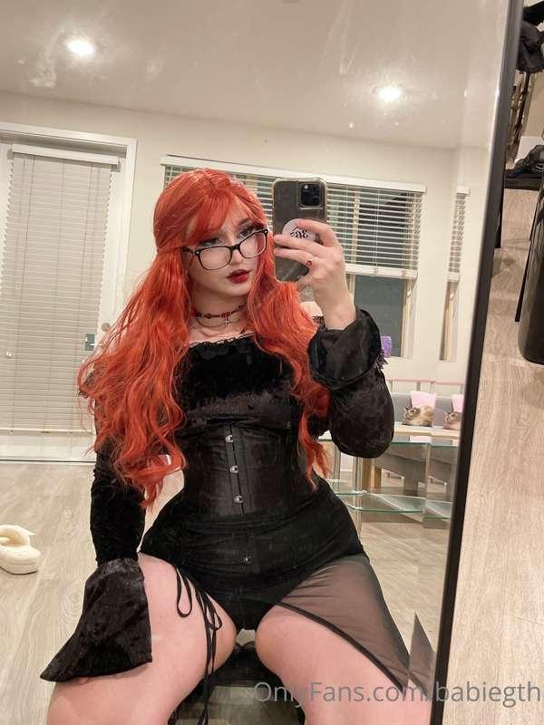 What orange hair cosplays do y'all wanna see me use this wig..