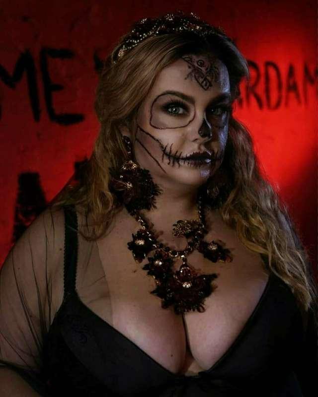 This is Halloween😈
