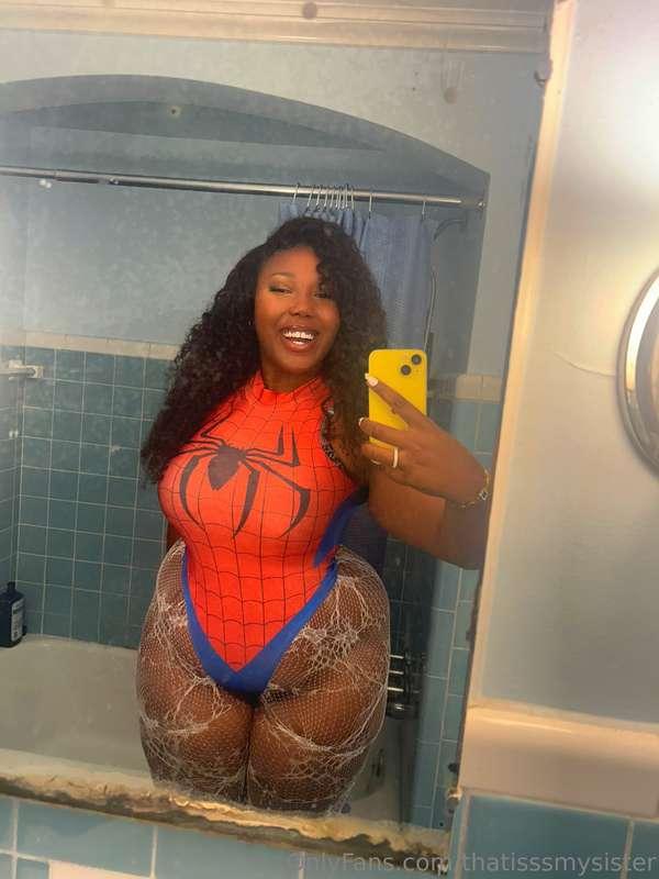 I wanna take pics in your bathroom before we f**k🤗