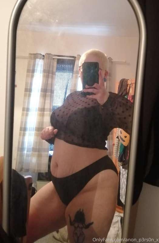 little.m0th image #0