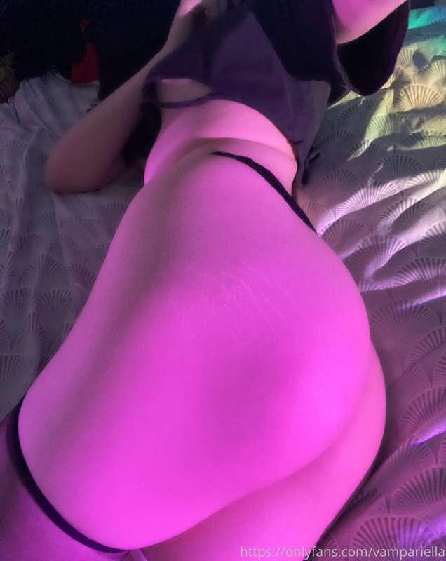 gn ❤️‍🩹😴 gonna be responding to msgs in the morning!!