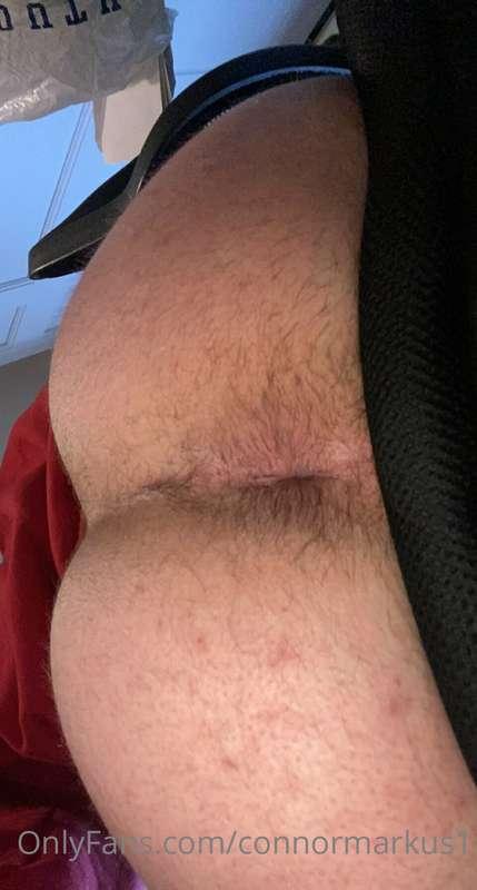 You like hairy holes?