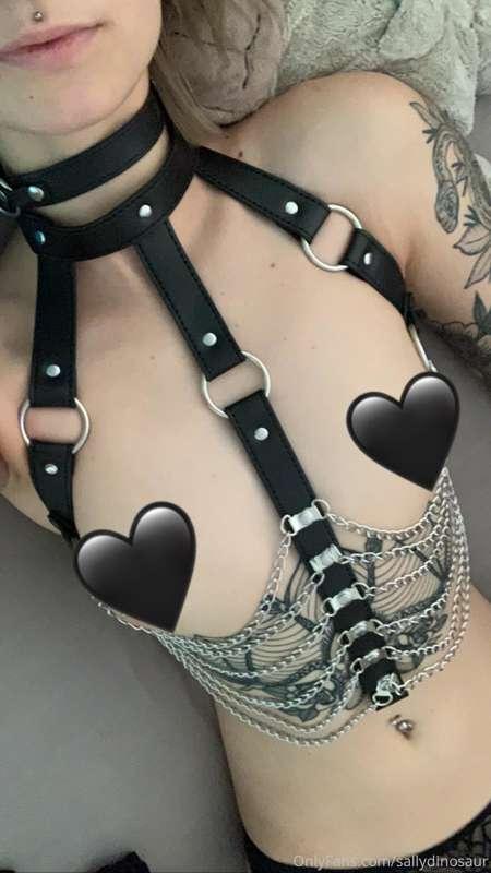 hope you’re all doing well 🖤
u can get the uncensored pictur..