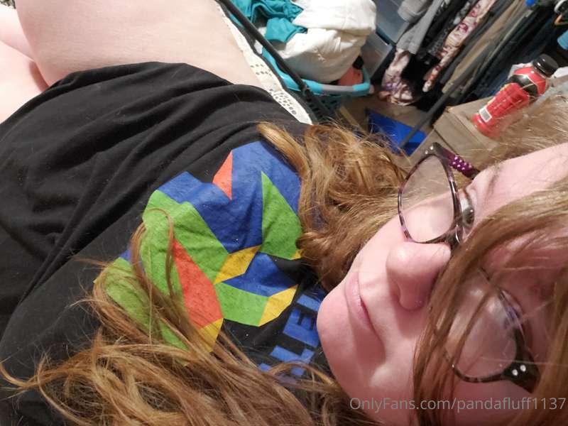 Guess who tested positive for covid!  Someone come snuggle m..