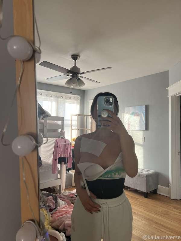 I’m injured. Need a deep massage and a hug. The clothes behi..