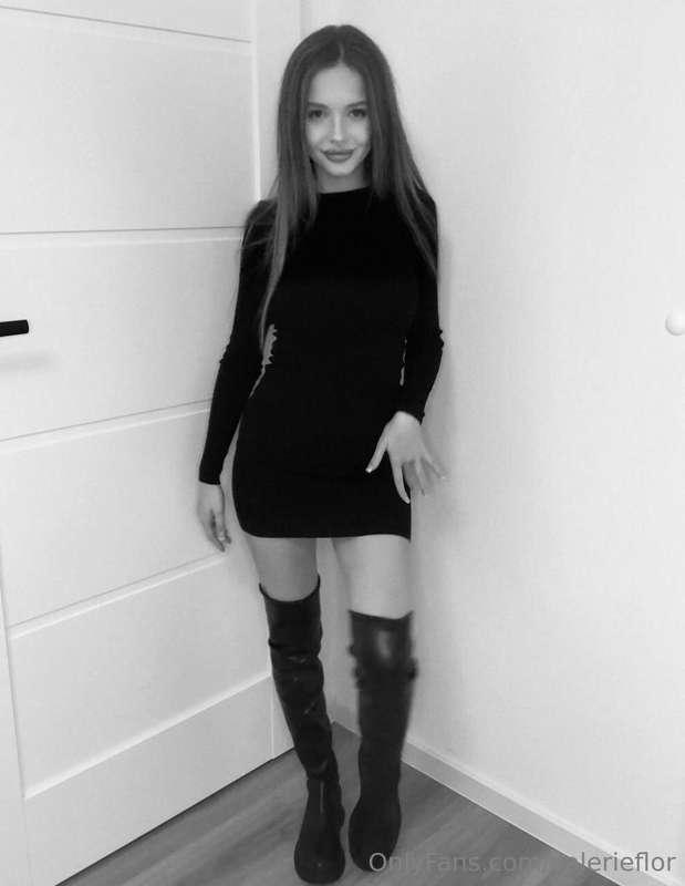 Do you think this outfit is best for..? 🤗