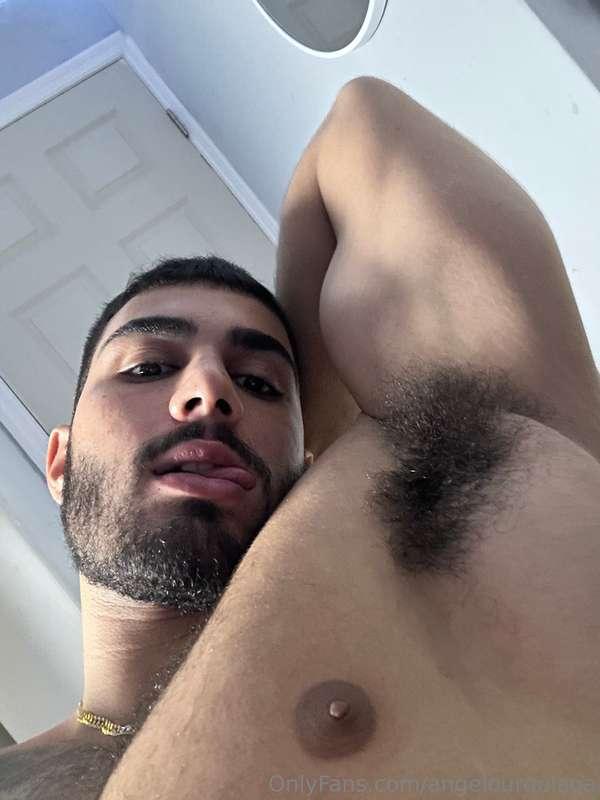 Take a sniff baby 🤪
