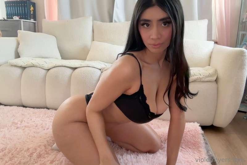 How will you keep me happy and satisfied tonight? 🫦